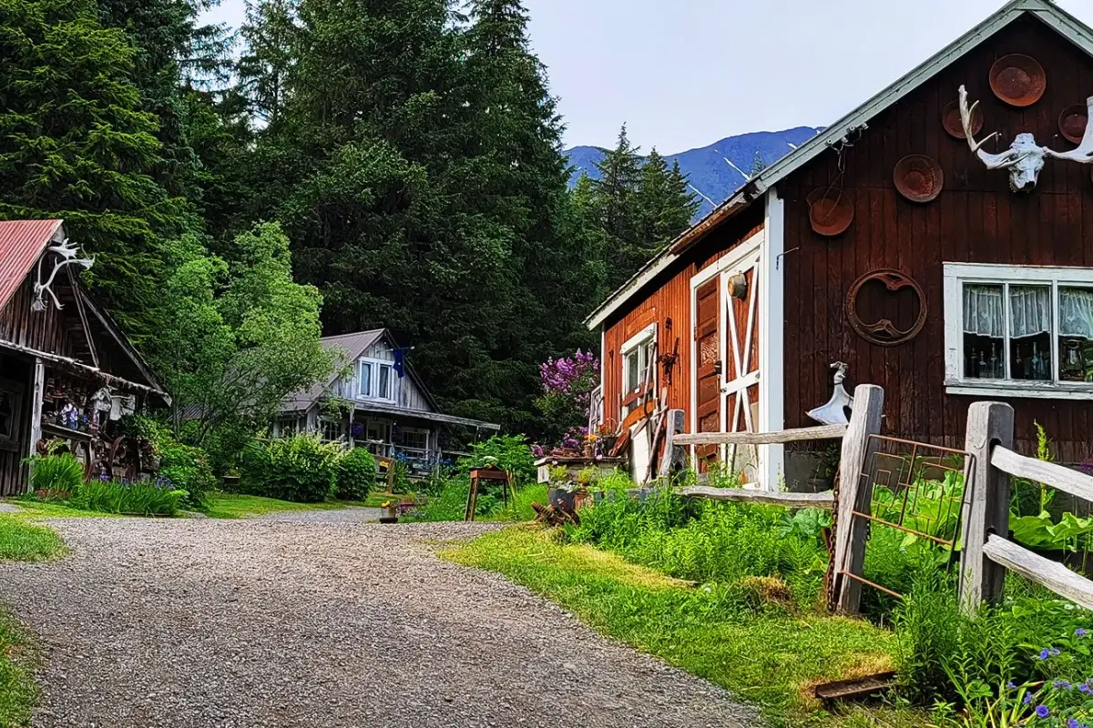 Crow Creek Mine — wedding venue in Alaska