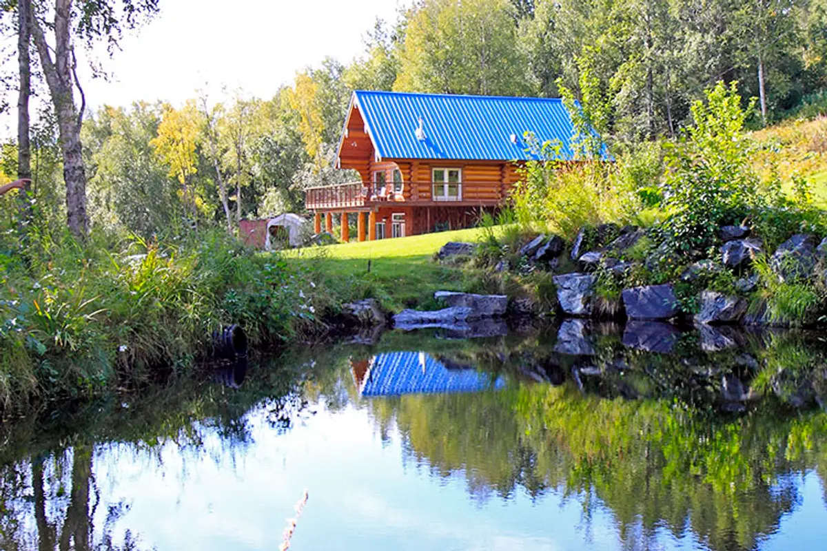 Turnagain View Lodge — wedding venue in Alaska