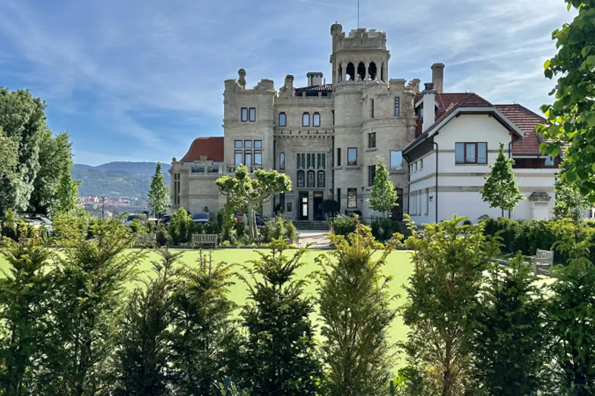 Palacio Arriluce Hotel — wedding venue in Bilbao, Basque Country