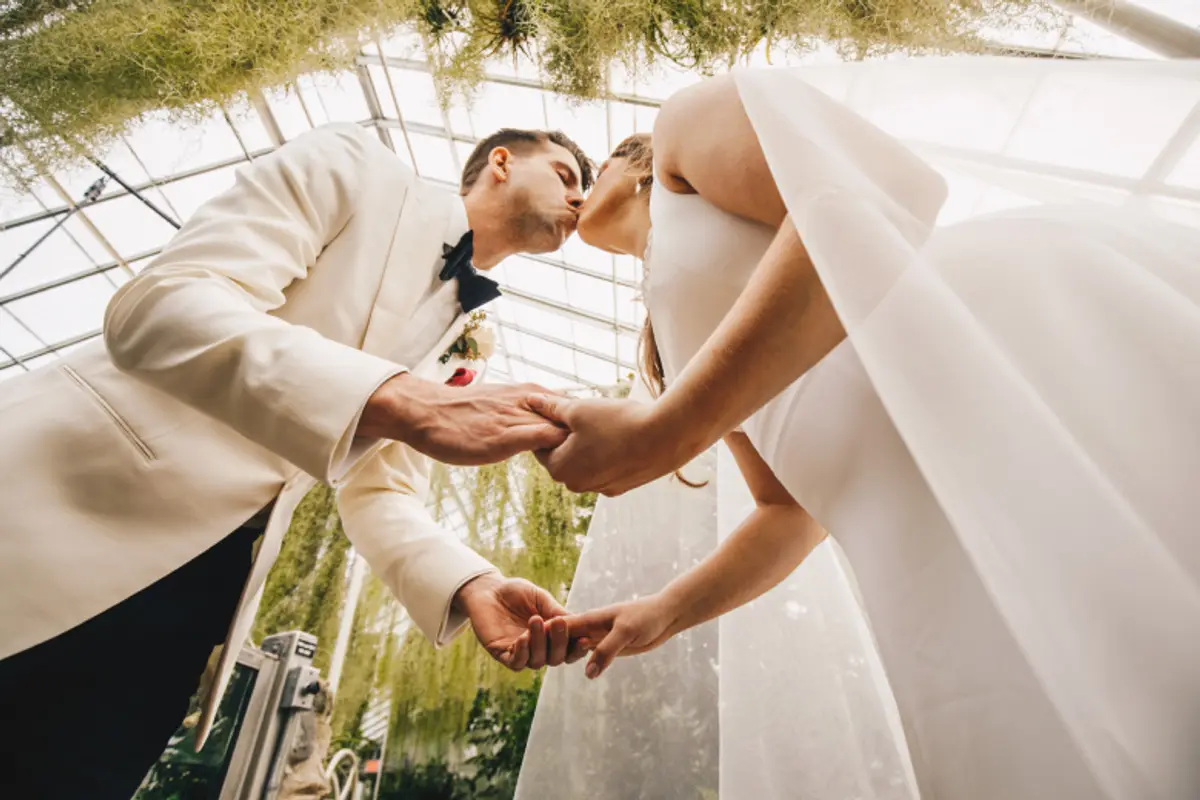 Buffalo and Erie County Botanical Gardens — wedding venue in Buffalo, New York