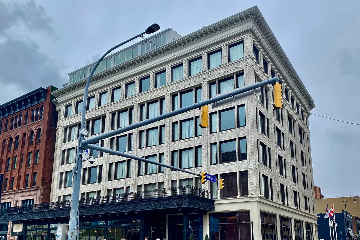 Curtiss Hotel — wedding venue in Buffalo, New York