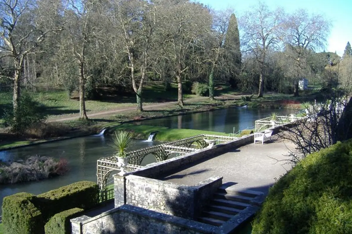 St Fagans Castle — wedding venue in Cardiff, Wales