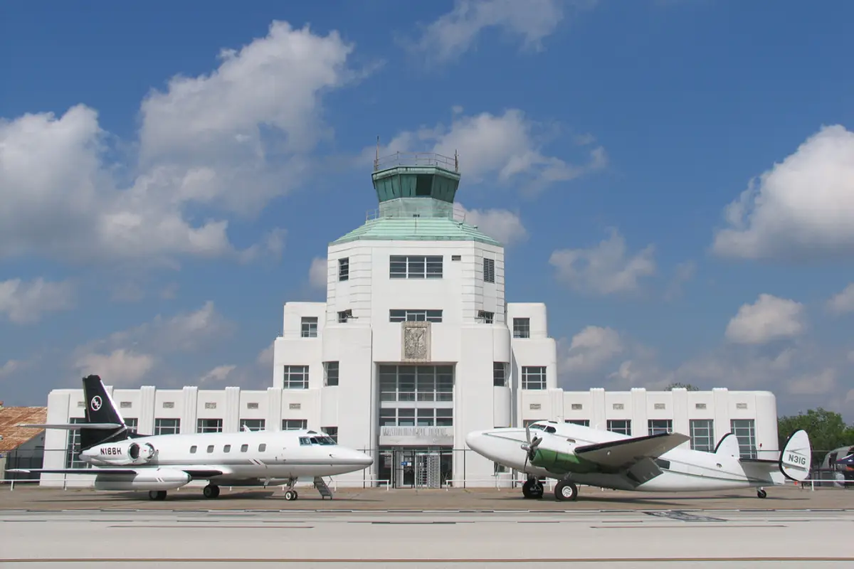 1940 Air Terminal Museum — wedding venue in Houston, Texas