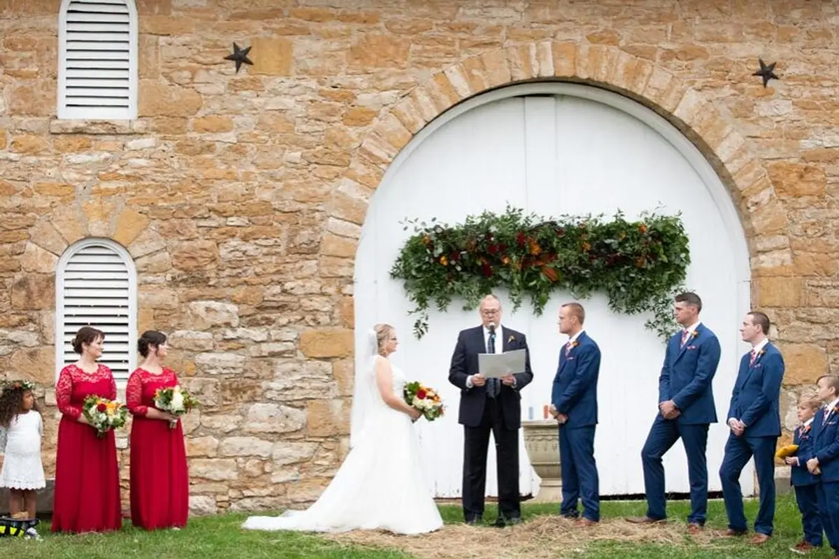 Historic Taylor Barn — wedding venue in Kansas