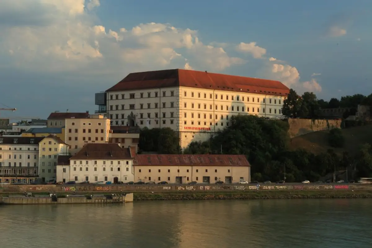 Landesgalerie – Francisco Carolinum — wedding venue in Linz, Austria
