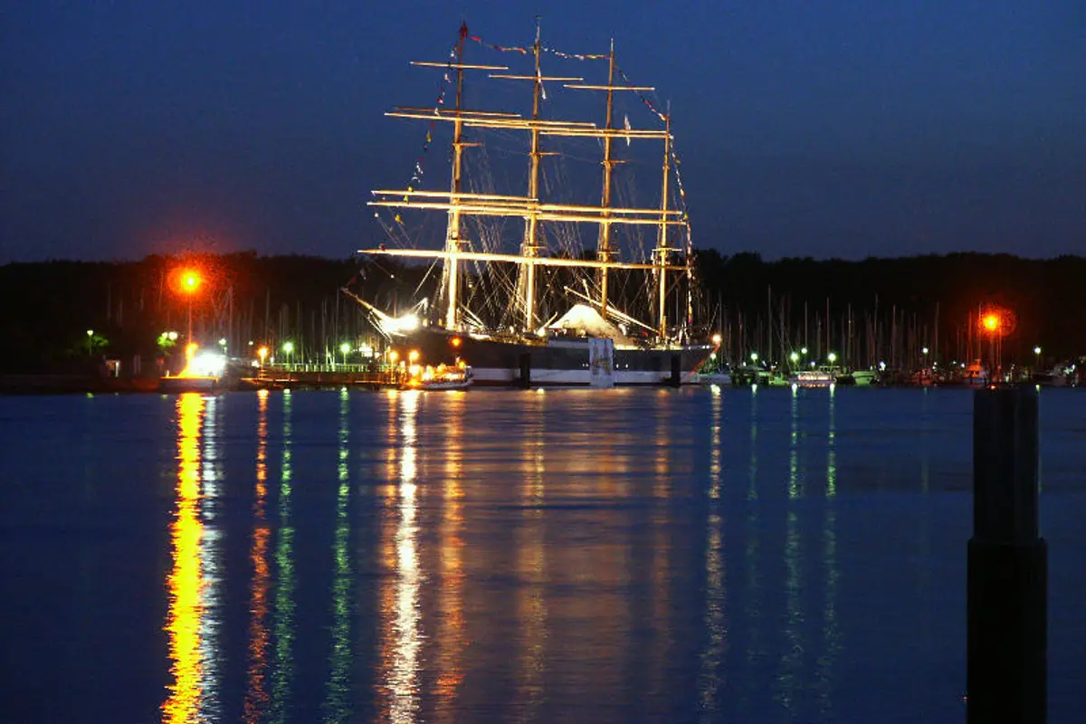 Viermastbark Passat — wedding venue in Lübeck, Germany
