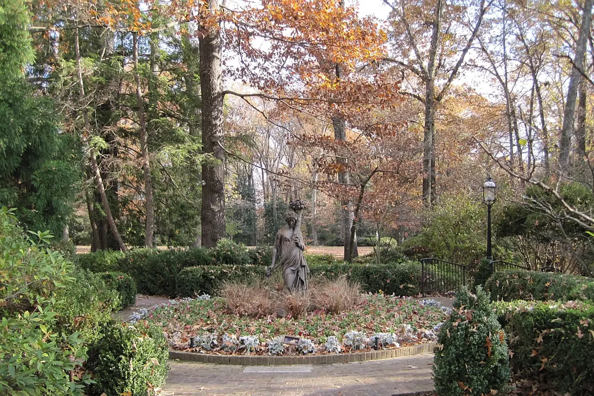 Dixon Gallery and Gardens — wedding venue in Memphis, Tennessee
