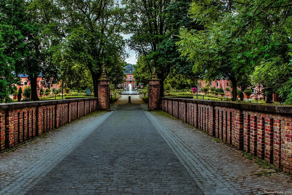 Schloss Wickrath — wedding venue in Mönchengladbach, Germany
