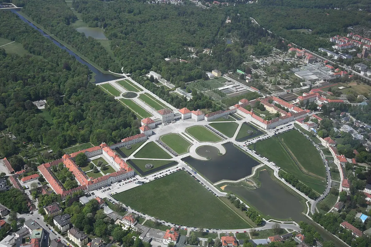 Schloss Nymphenburg — wedding venue in Munich, Germany