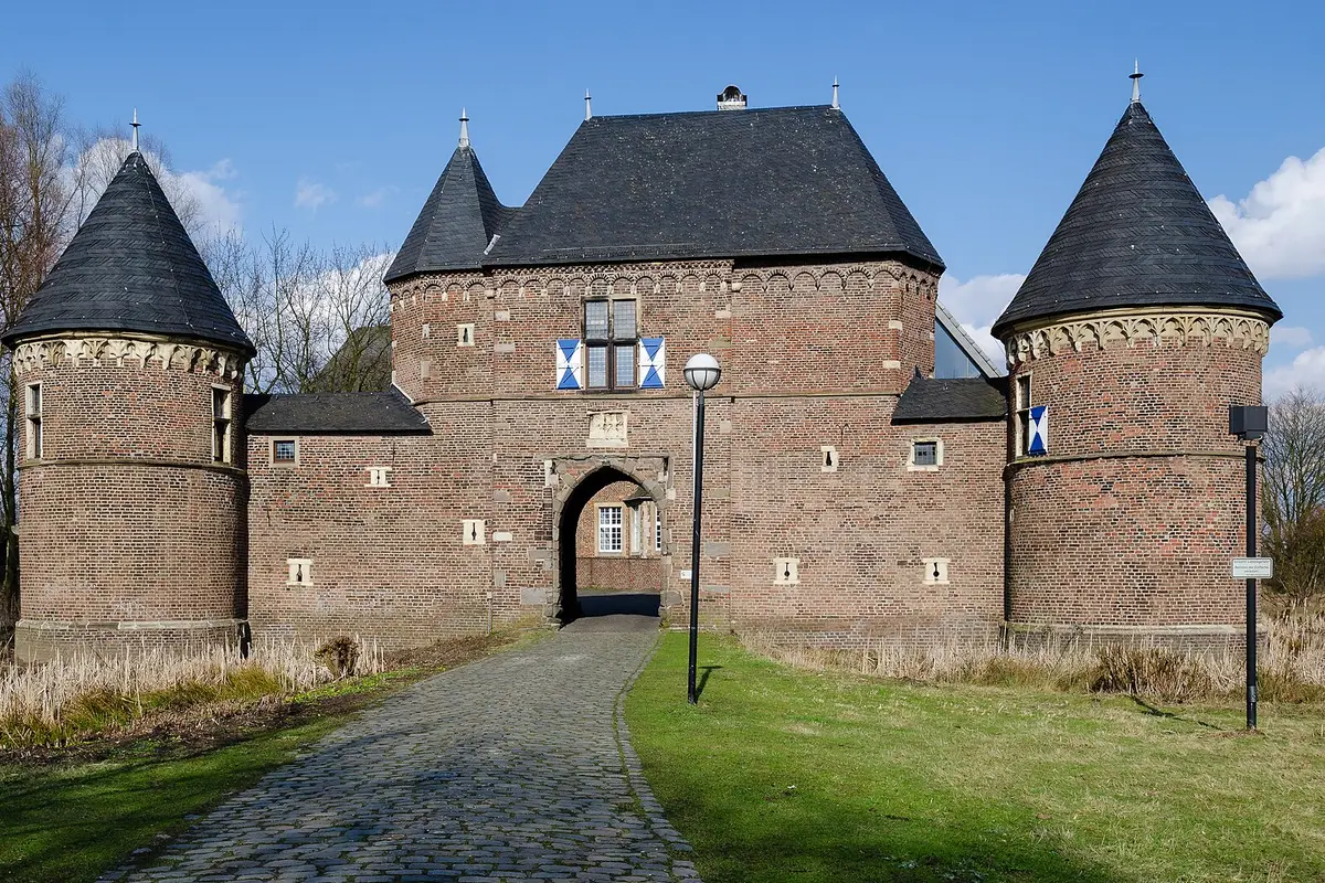 Burg Vondern — wedding venue in Oberhausen, Germany