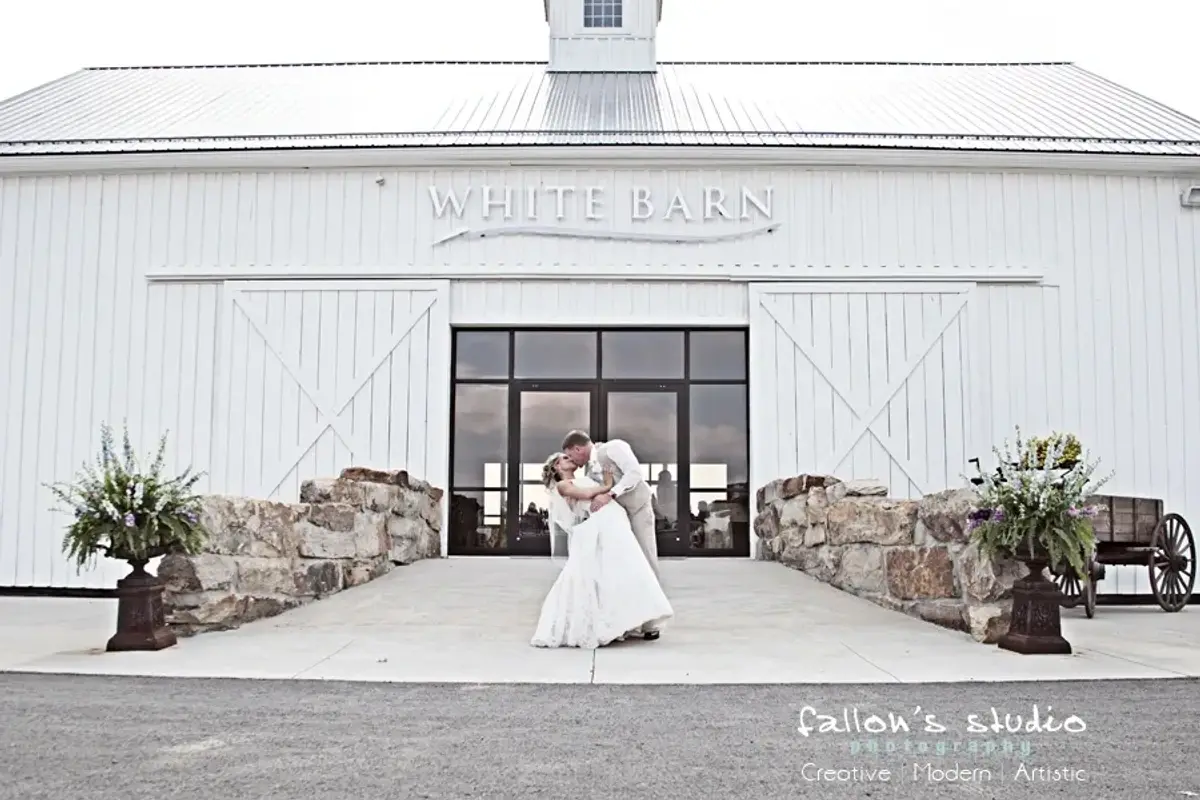 White Barn — wedding venue in Pittsburgh, Pennsylvania