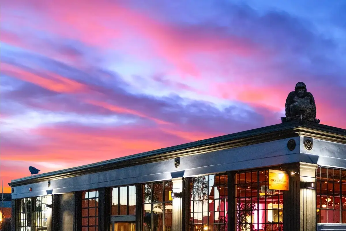 Castaway Portland — wedding venue in Portland, Oregon