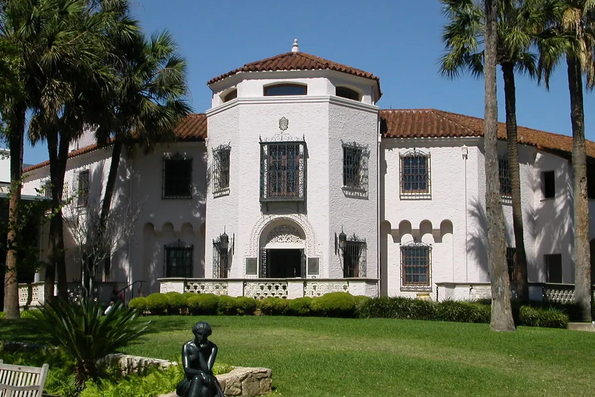 McNay Art Museum — wedding venue in San Antonio, Texas