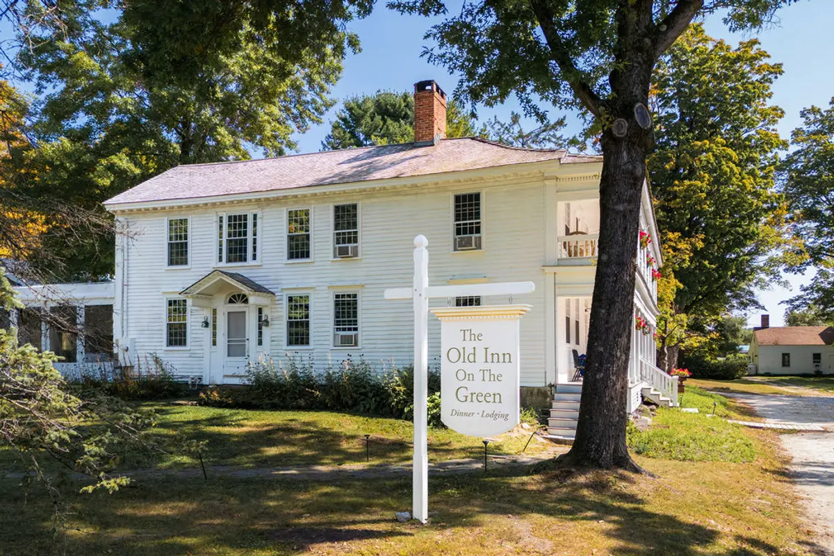 The Old Inn on the Green — wedding venue in The Berkshires, Massachusetts