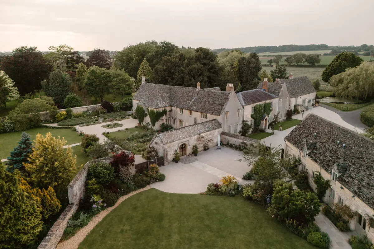 Caswell House — wedding venue in The Cotswolds, England