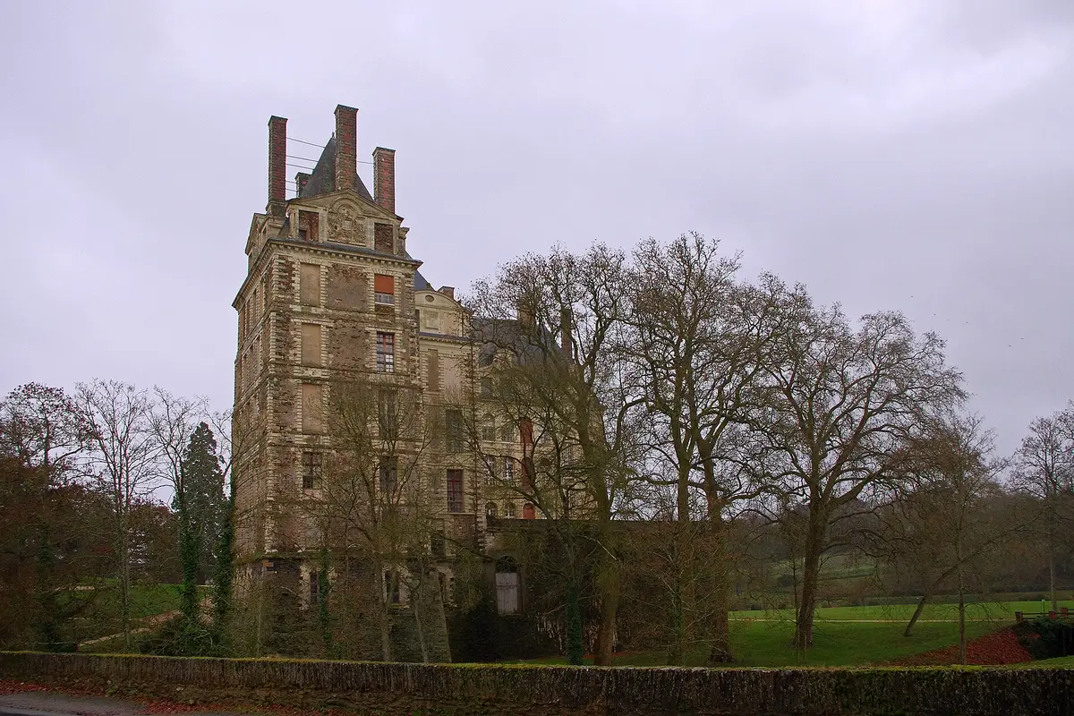Château de Brissac — wedding venue in The Loire Valley, France