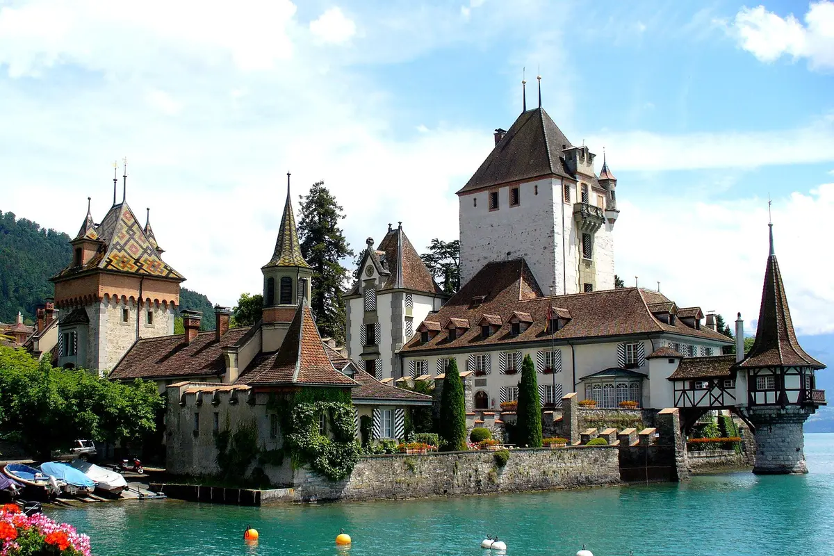 Schloss Oberhofen — wedding venue in Thun, Switzerland
