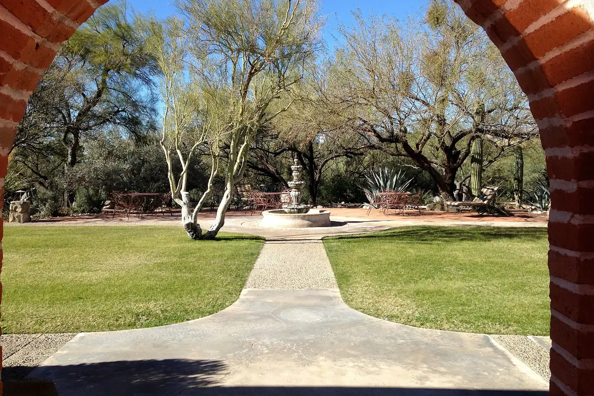 Tanque Verde Ranch — wedding venue in Tucson, Arizona