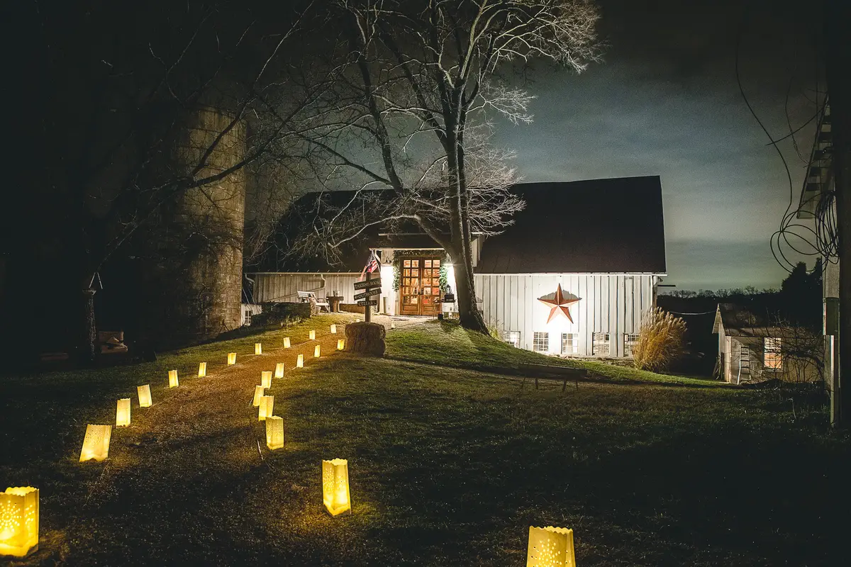 The Barns at Hamilton Station Vineyards — wedding venue in Virginia