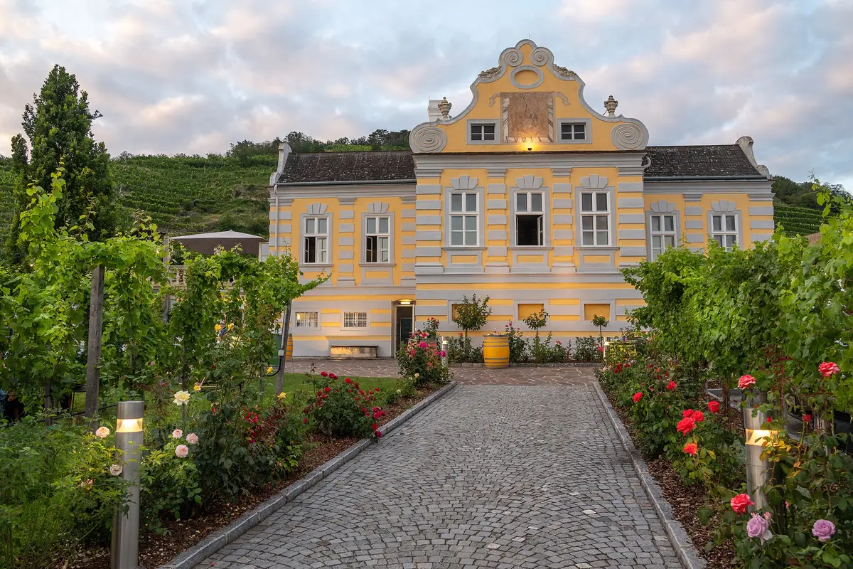 Kellerschlössel der Domäne Wachau — wedding venue in Wachau, Austria