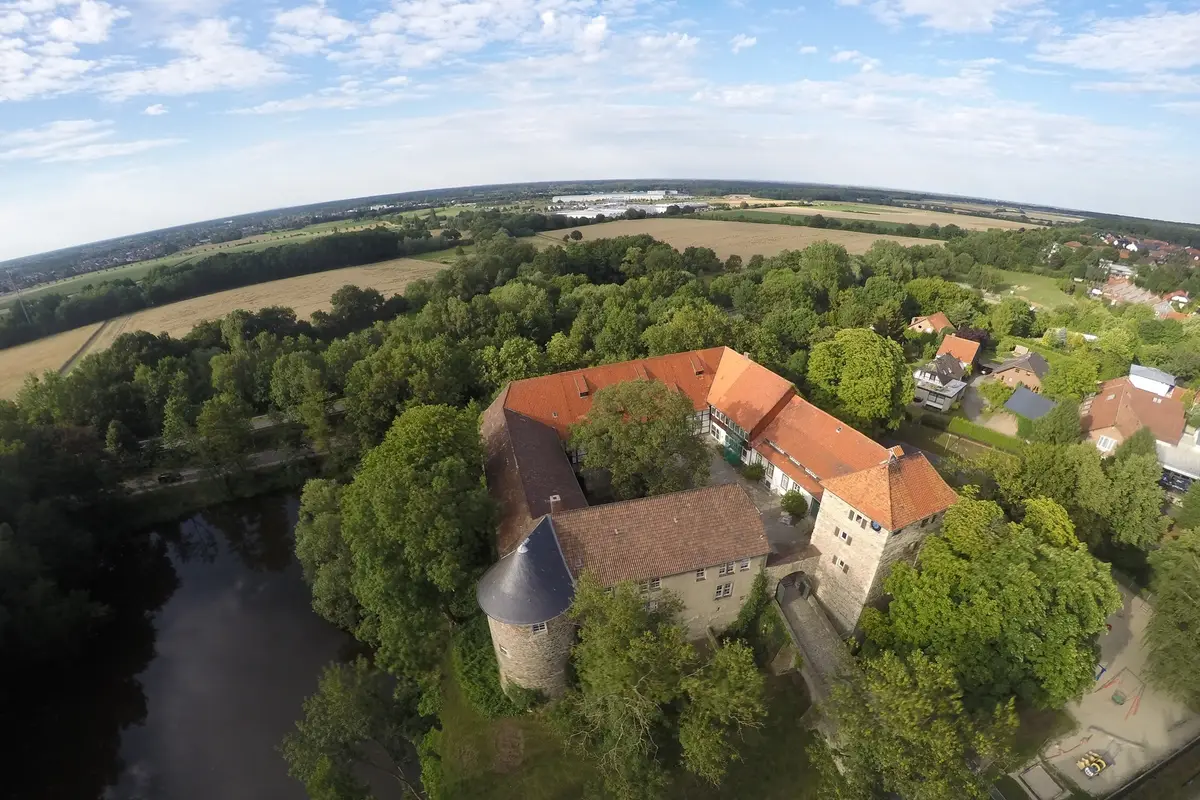 Burg Neuhaus — wedding venue in Wolfsburg, Germany